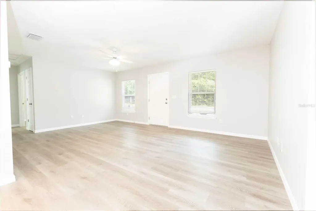 306 E Georgia Avenue Bushnell FL 33513