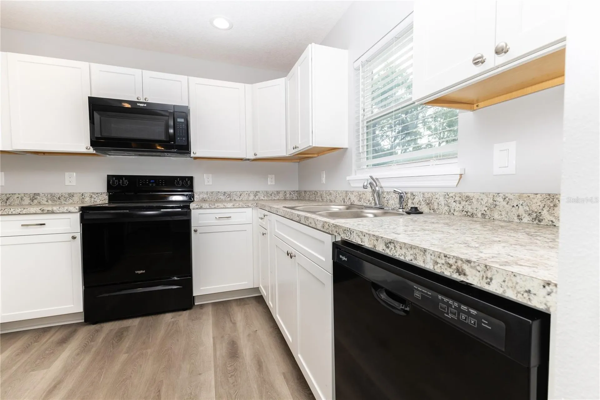 306 E Georgia Avenue Bushnell FL 33513