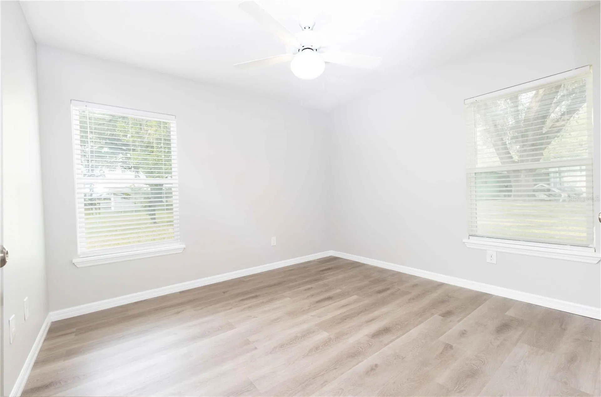 306 E Georgia Avenue Bushnell FL 33513