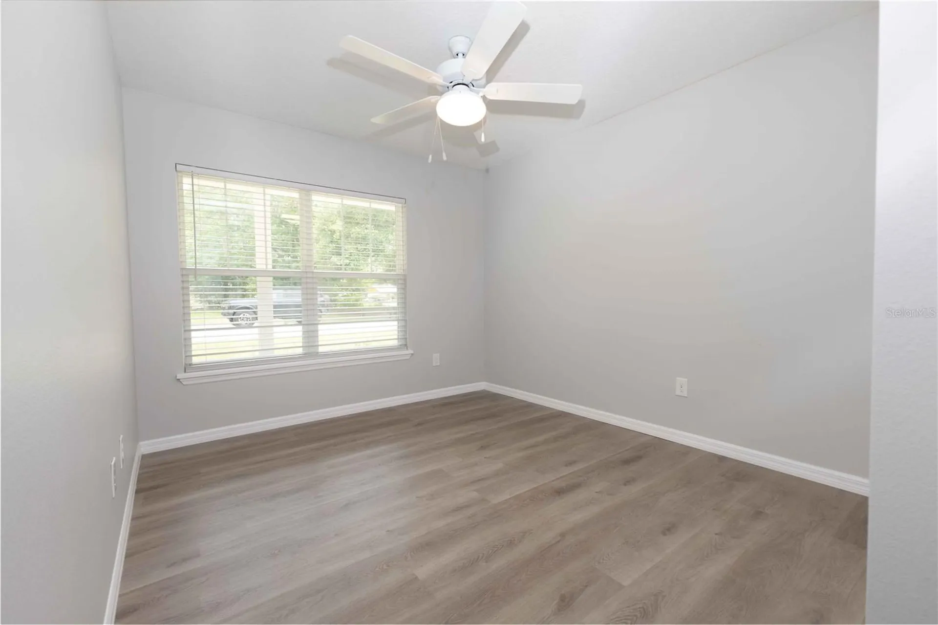 306 E Georgia Avenue Bushnell FL 33513
