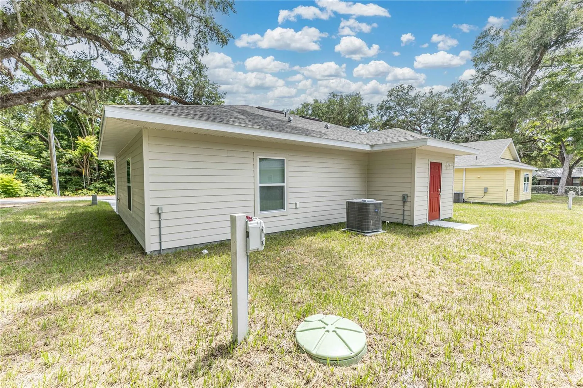 306 E Georgia Avenue Bushnell FL 33513