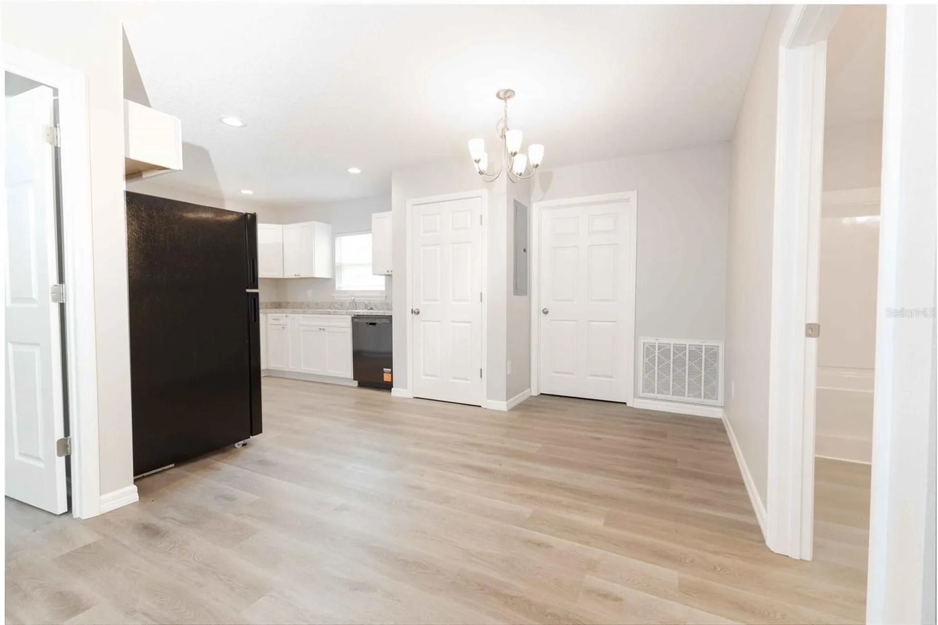 306 E Georgia Avenue Bushnell FL 33513
