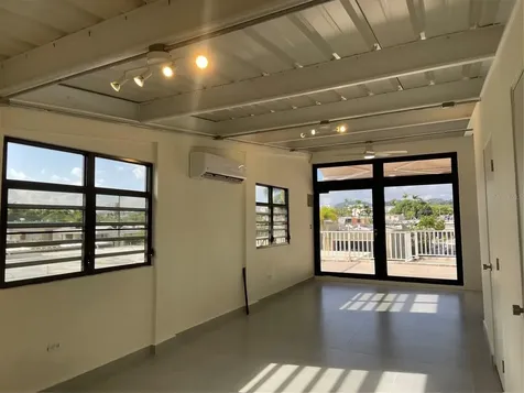 Colinas Metropolitanas Calle Torrecillas Guaynabo PR 00969