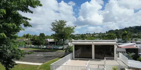Colinas Metropolitanas Calle Torrecillas Guaynabo PR 00969