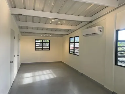 Colinas Metropolitanas Calle Torrecillas Guaynabo PR 00969