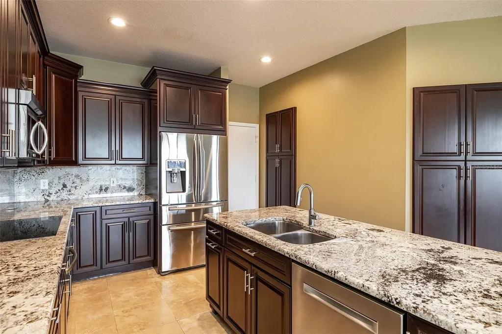 11328 Misty Isle Lane Riverview FL 33579