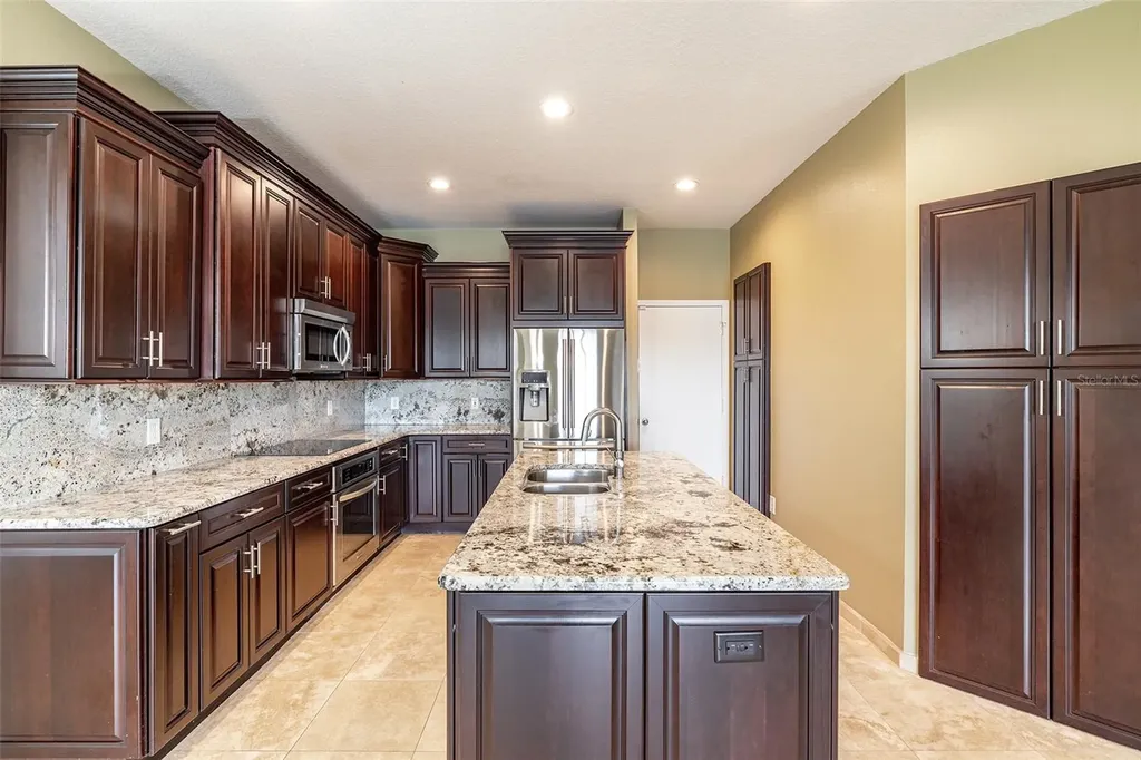 11328 Misty Isle Lane Riverview FL 33579
