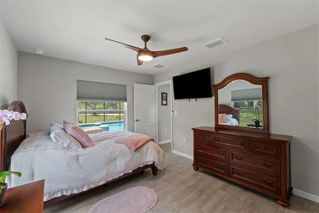12182 Pioneer Avenue Weeki Wachee FL 34614