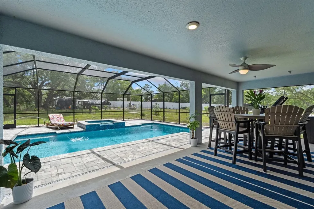 12182 Pioneer Avenue Weeki Wachee FL 34614