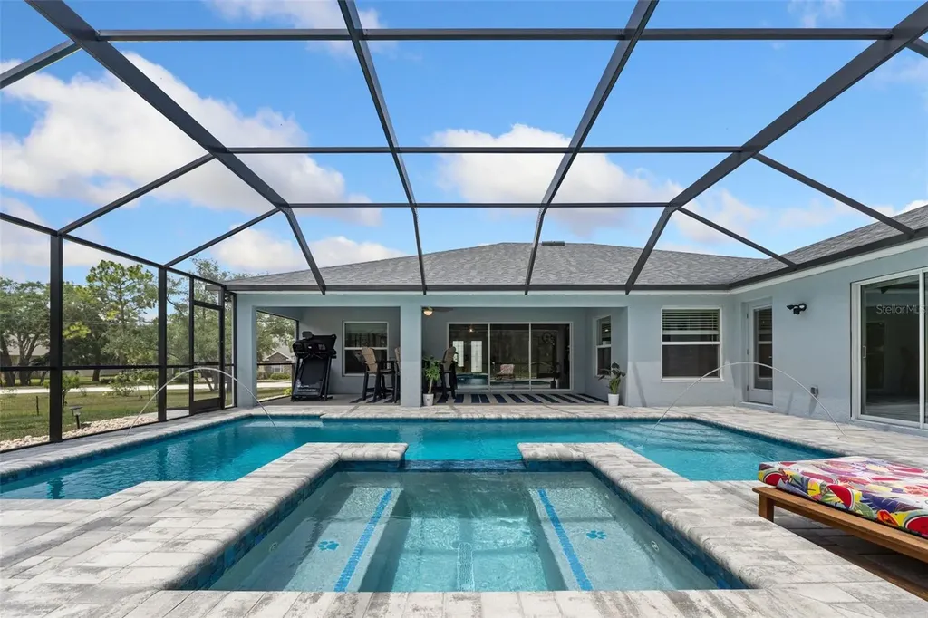 12182 Pioneer Avenue Weeki Wachee FL 34614