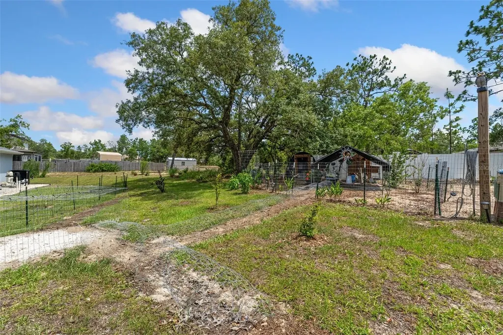 12182 Pioneer Avenue Weeki Wachee FL 34614