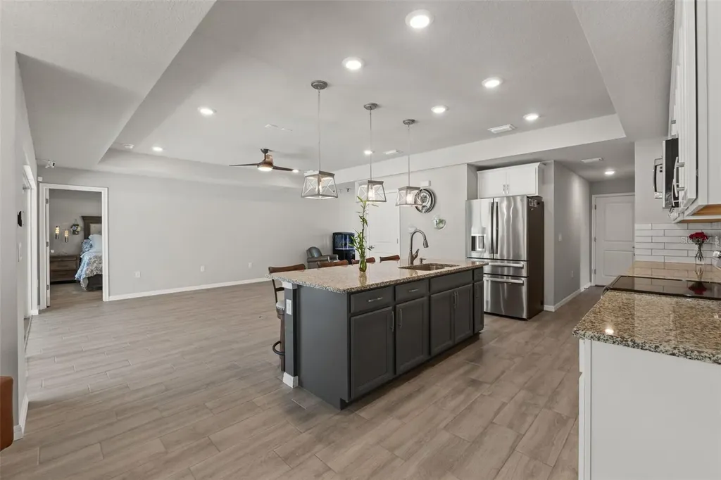12182 Pioneer Avenue Weeki Wachee FL 34614