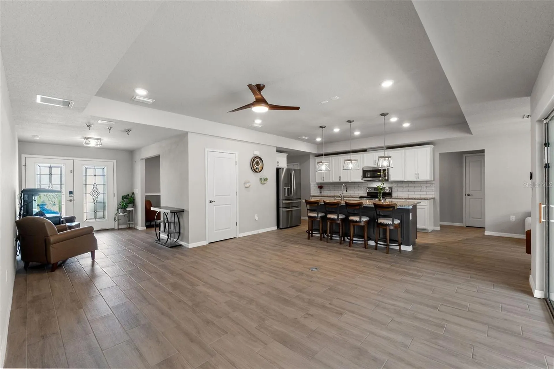 12182 Pioneer Avenue Weeki Wachee FL 34614