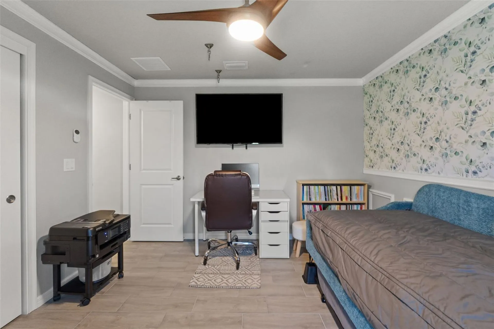 12182 Pioneer Avenue Weeki Wachee FL 34614