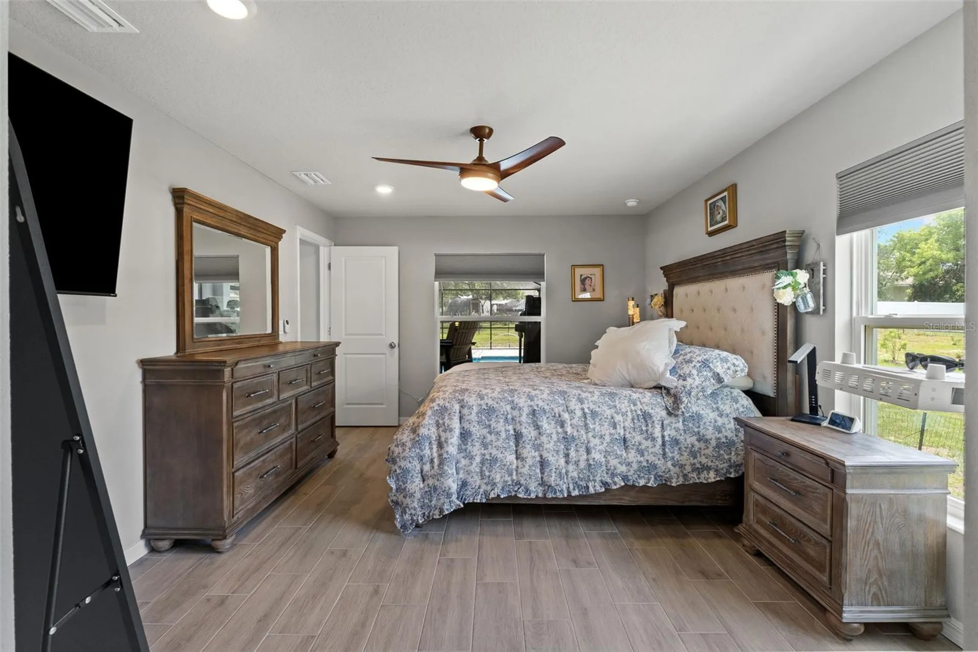 12182 Pioneer Avenue Weeki Wachee FL 34614