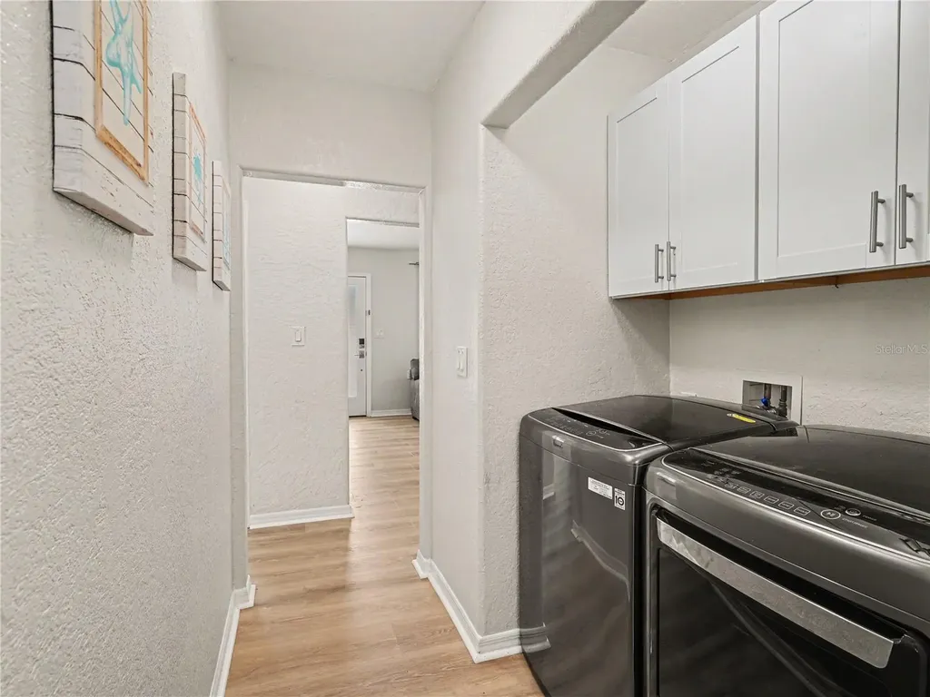 2547 Bahia Vista Street Sarasota FL 34239