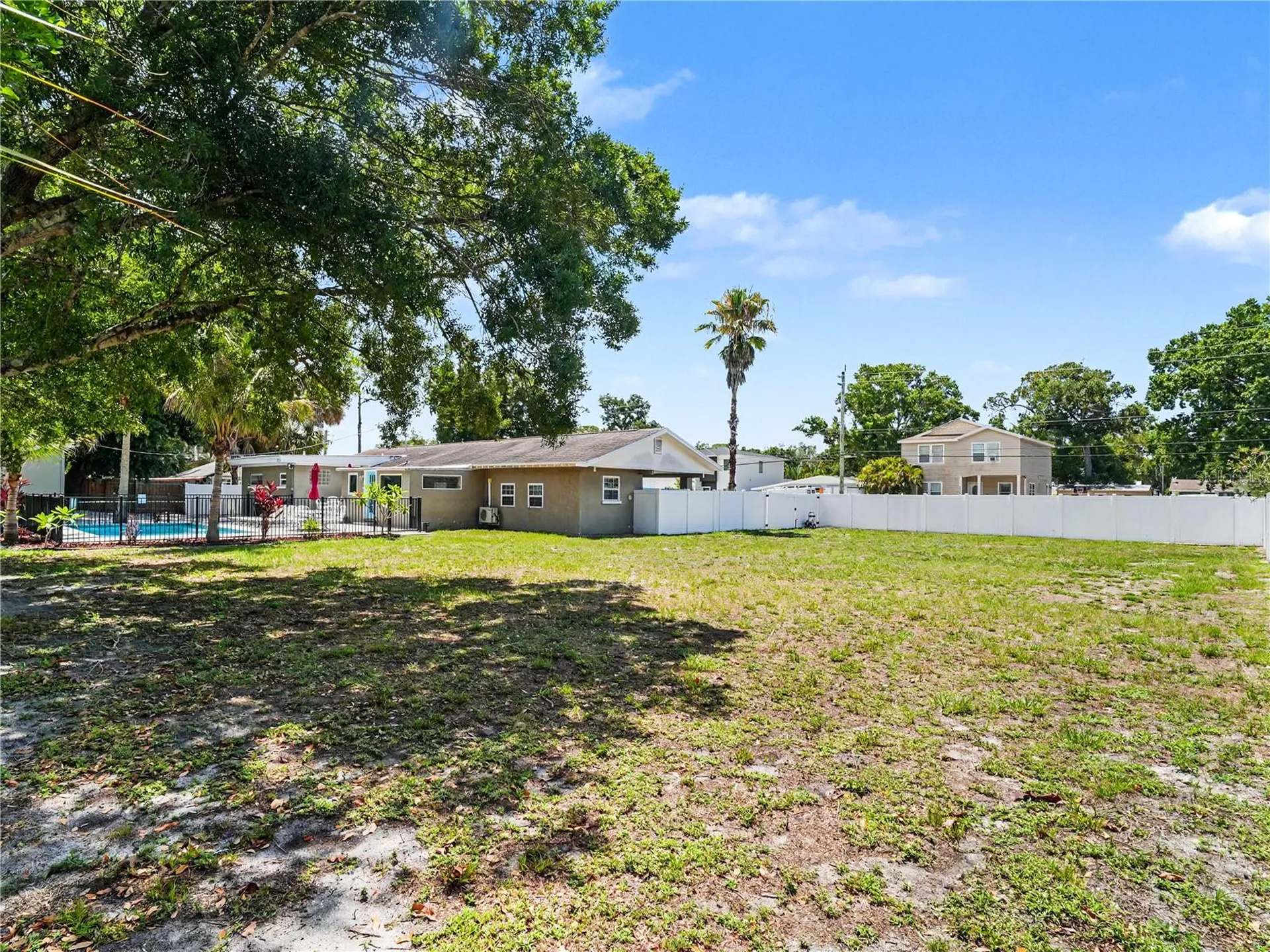 2547 Bahia Vista Street Sarasota FL 34239