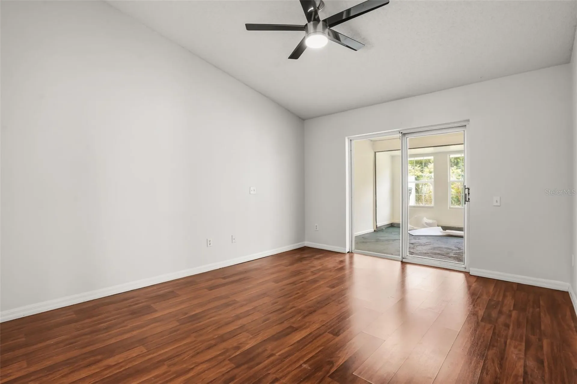 8467 Fort Thomas Way Orlando FL 32822