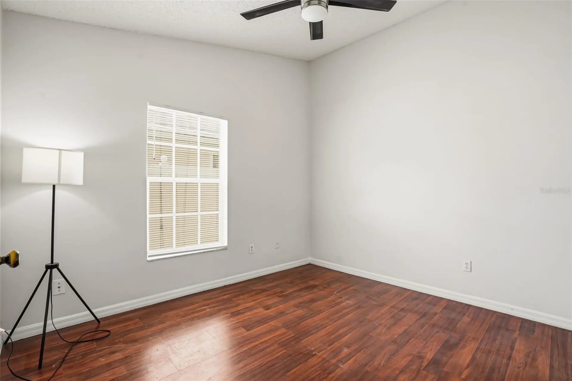 8467 Fort Thomas Way Orlando FL 32822