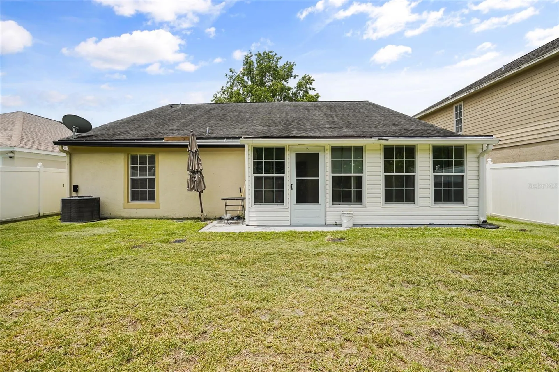 8467 Fort Thomas Way Orlando FL 32822