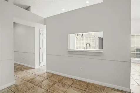 8467 Fort Thomas Way Orlando FL 32822