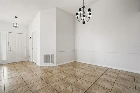 8467 Fort Thomas Way Orlando FL 32822