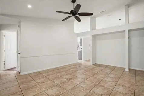 8467 Fort Thomas Way Orlando FL 32822