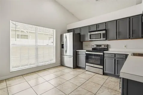 8467 Fort Thomas Way Orlando FL 32822