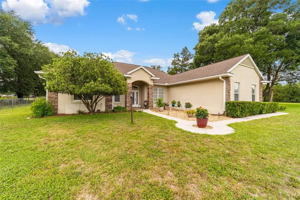 435 NE 155th Street Road Citra FL 32113