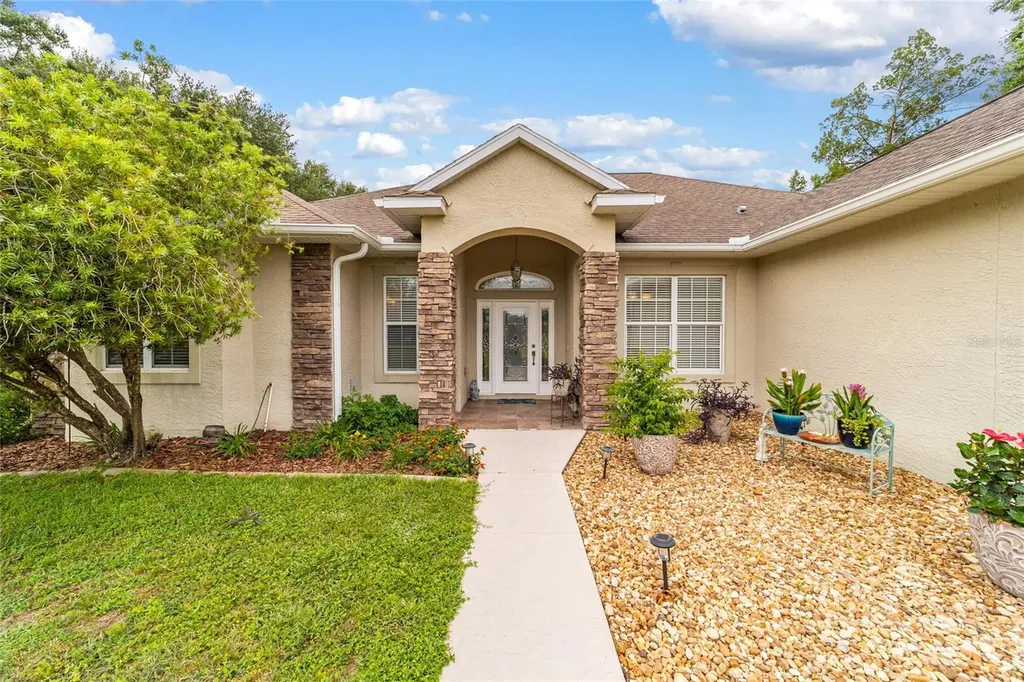 435 NE 155th Street Road Citra FL 32113