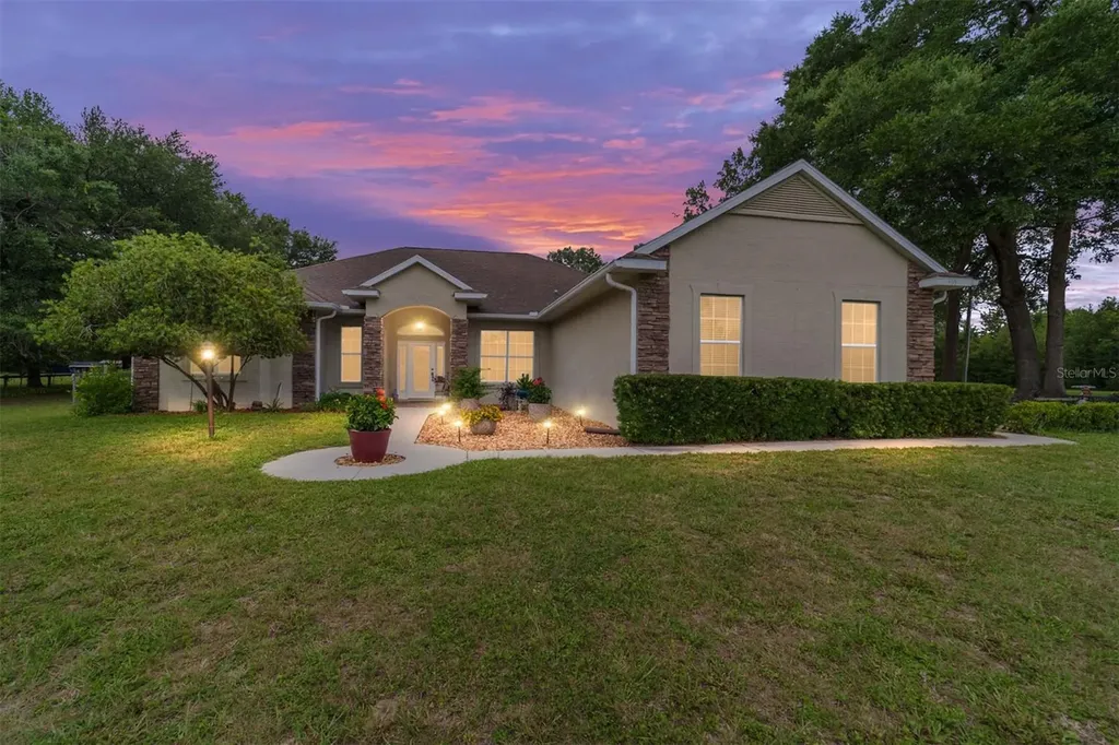 435 NE 155th Street Road Citra FL 32113