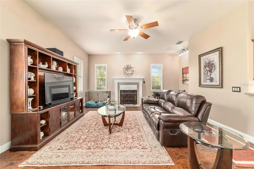 435 NE 155th Street Road Citra FL 32113