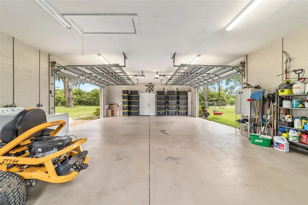 435 NE 155th Street Road Citra FL 32113