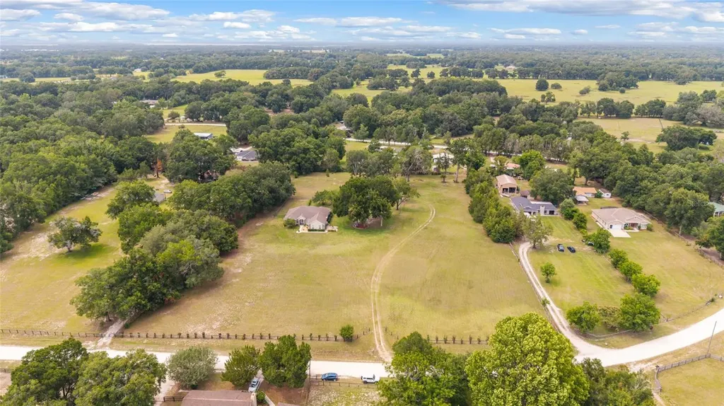 435 NE 155th Street Road Citra FL 32113