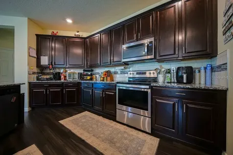 9225 Freedom Hill Drive Seffner FL 33584