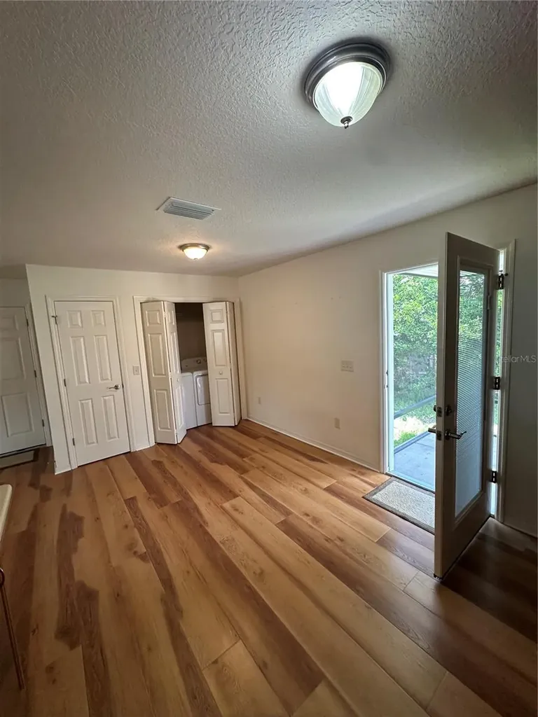 716 Truman Avenue Lady Lake FL 32159