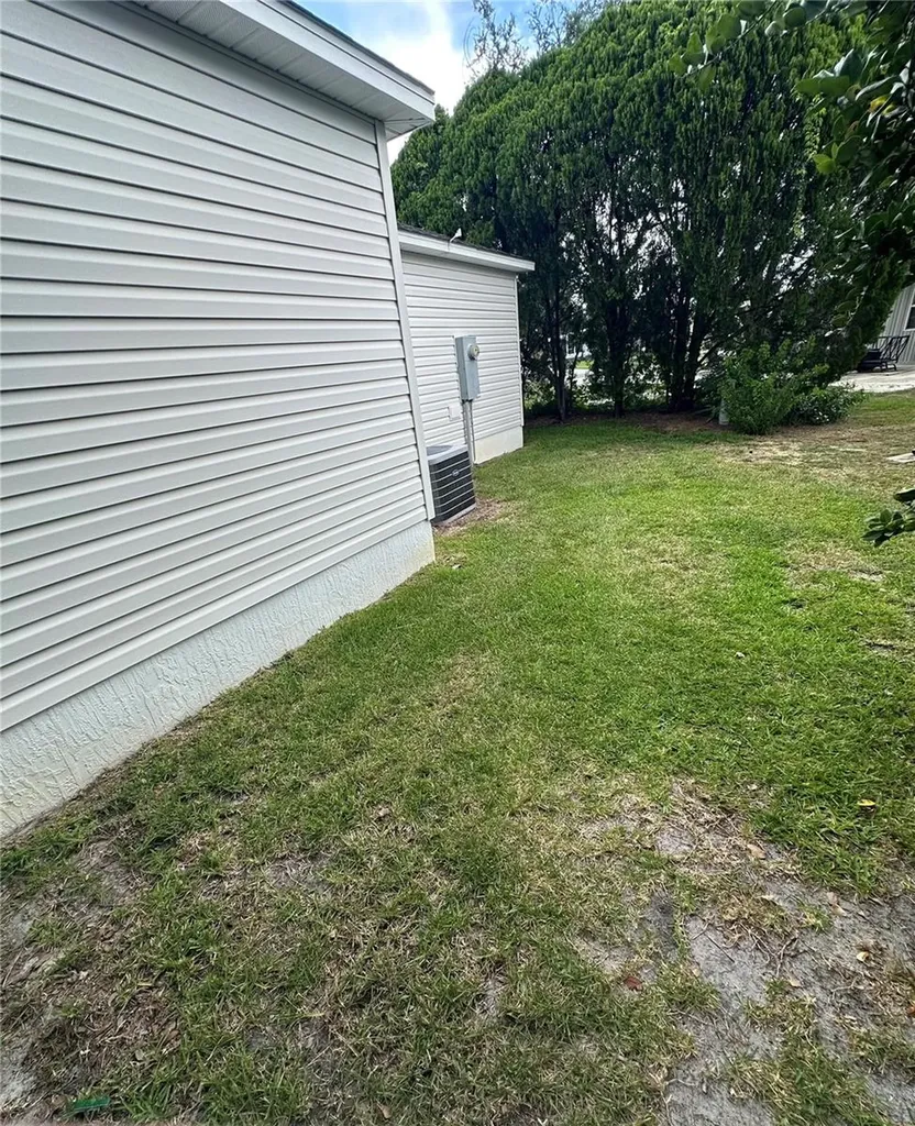 716 Truman Avenue Lady Lake FL 32159
