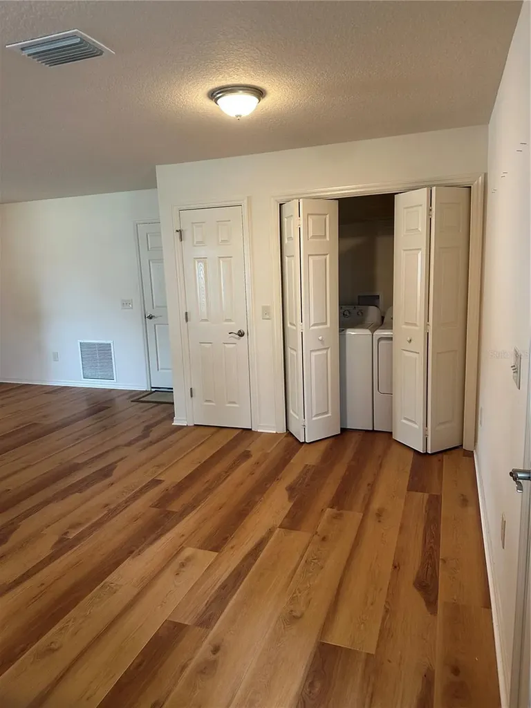 716 Truman Avenue Lady Lake FL 32159