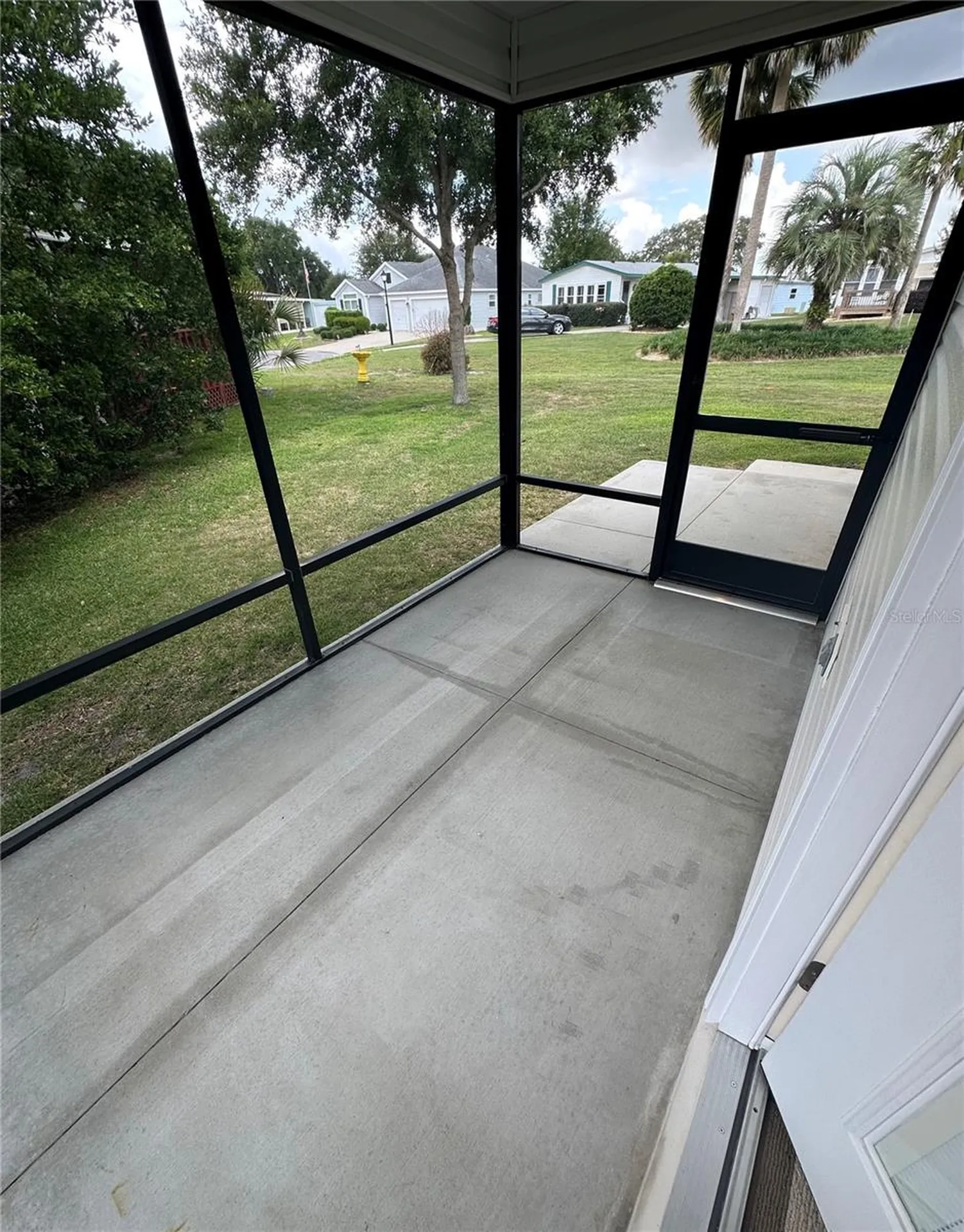 716 Truman Avenue Lady Lake FL 32159