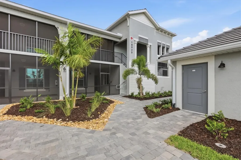 18923 Scallop Loop Bradenton FL 34211