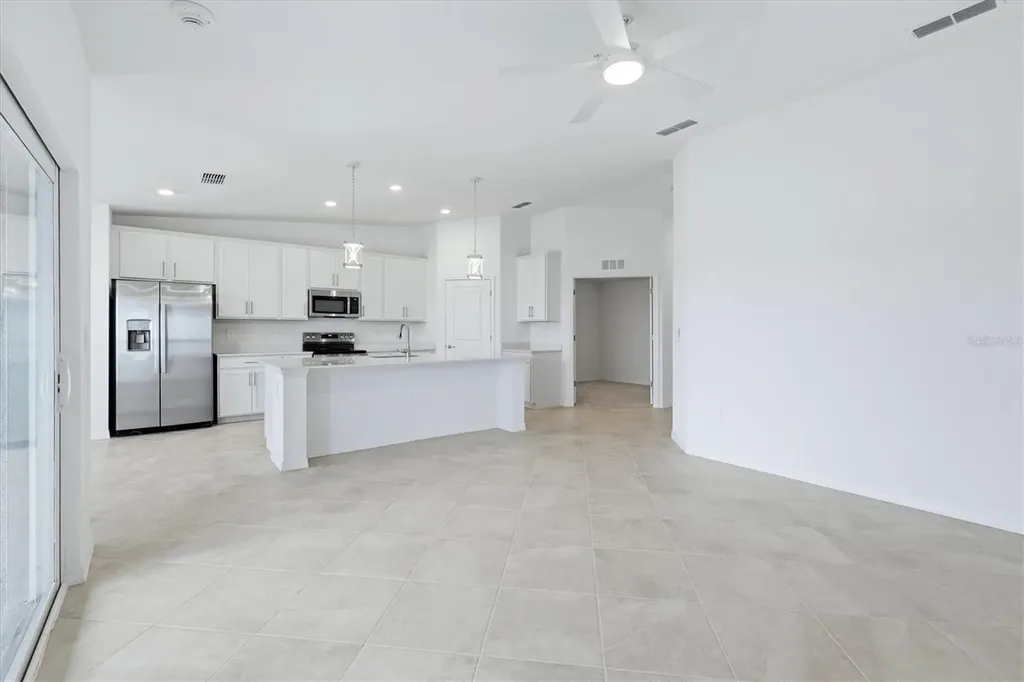 18923 Scallop Loop Bradenton FL 34211