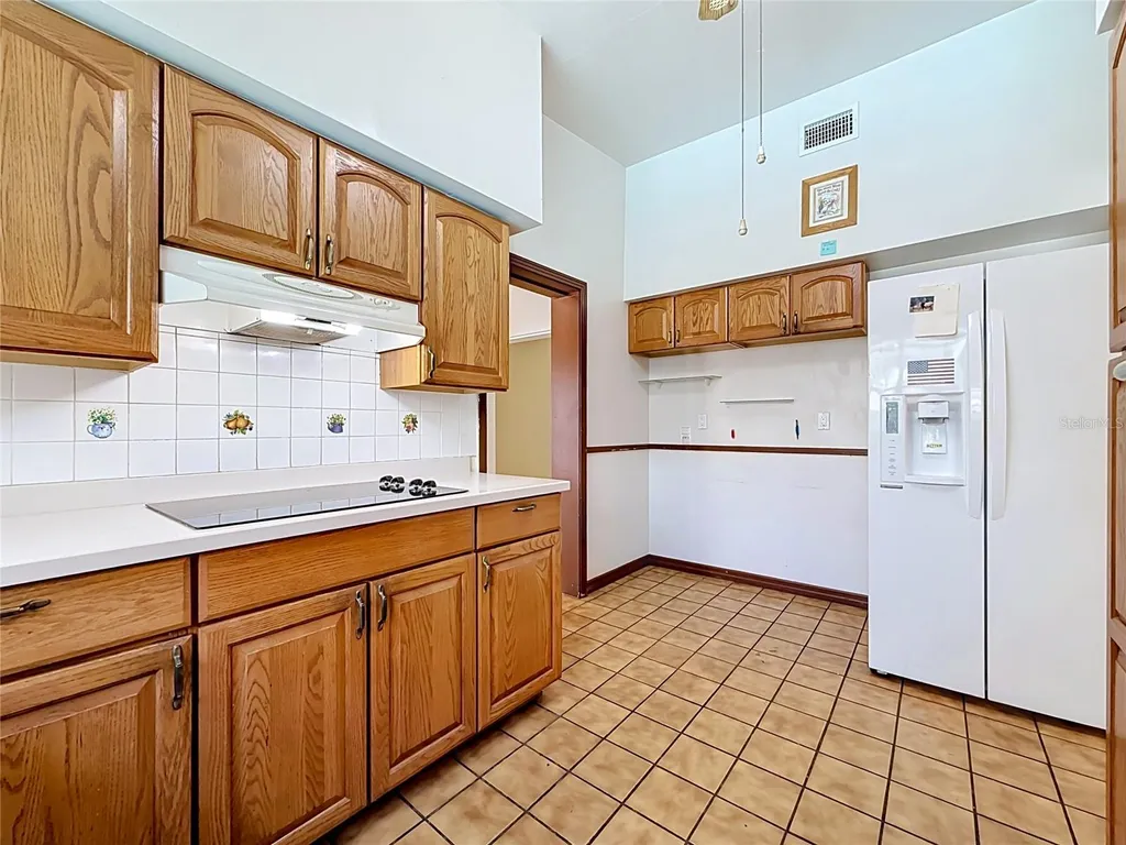 605 Courtney Drive Tampa FL 33617