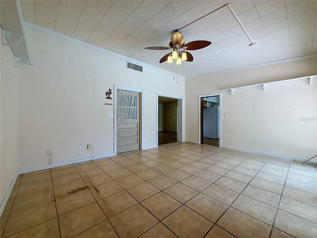 605 Courtney Drive Tampa FL 33617
