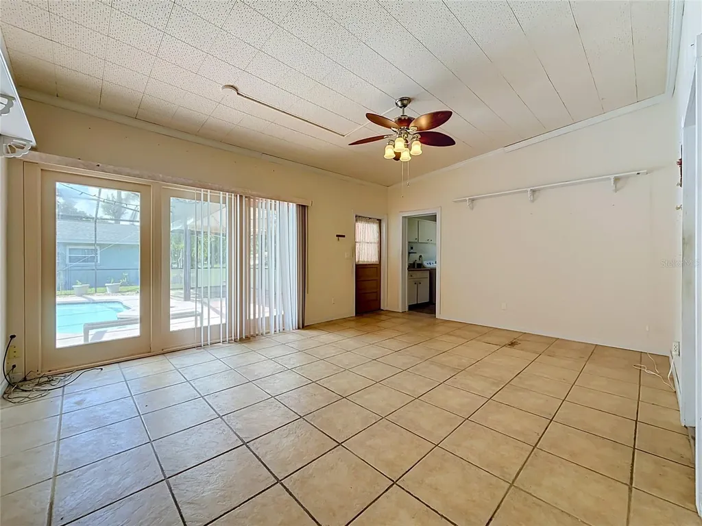 605 Courtney Drive Tampa FL 33617