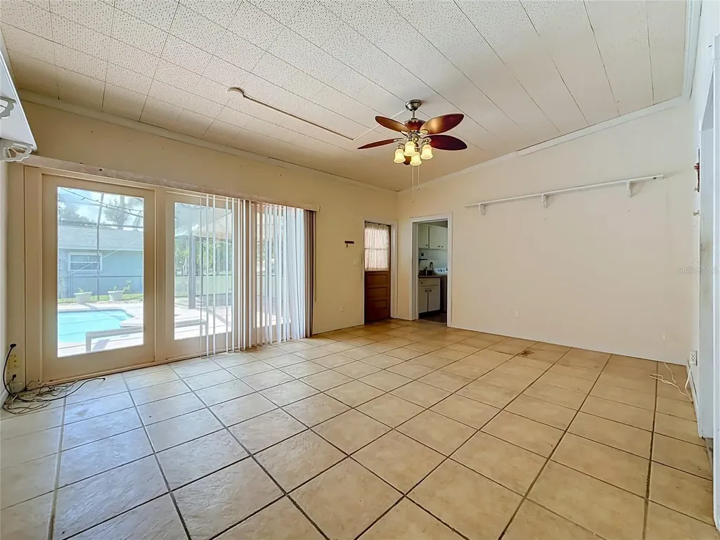 605 Courtney Drive Tampa FL 33617