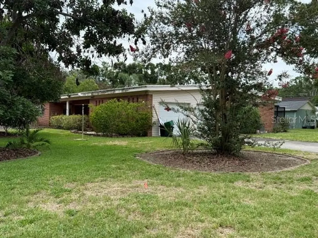 605 Courtney Drive Tampa FL 33617