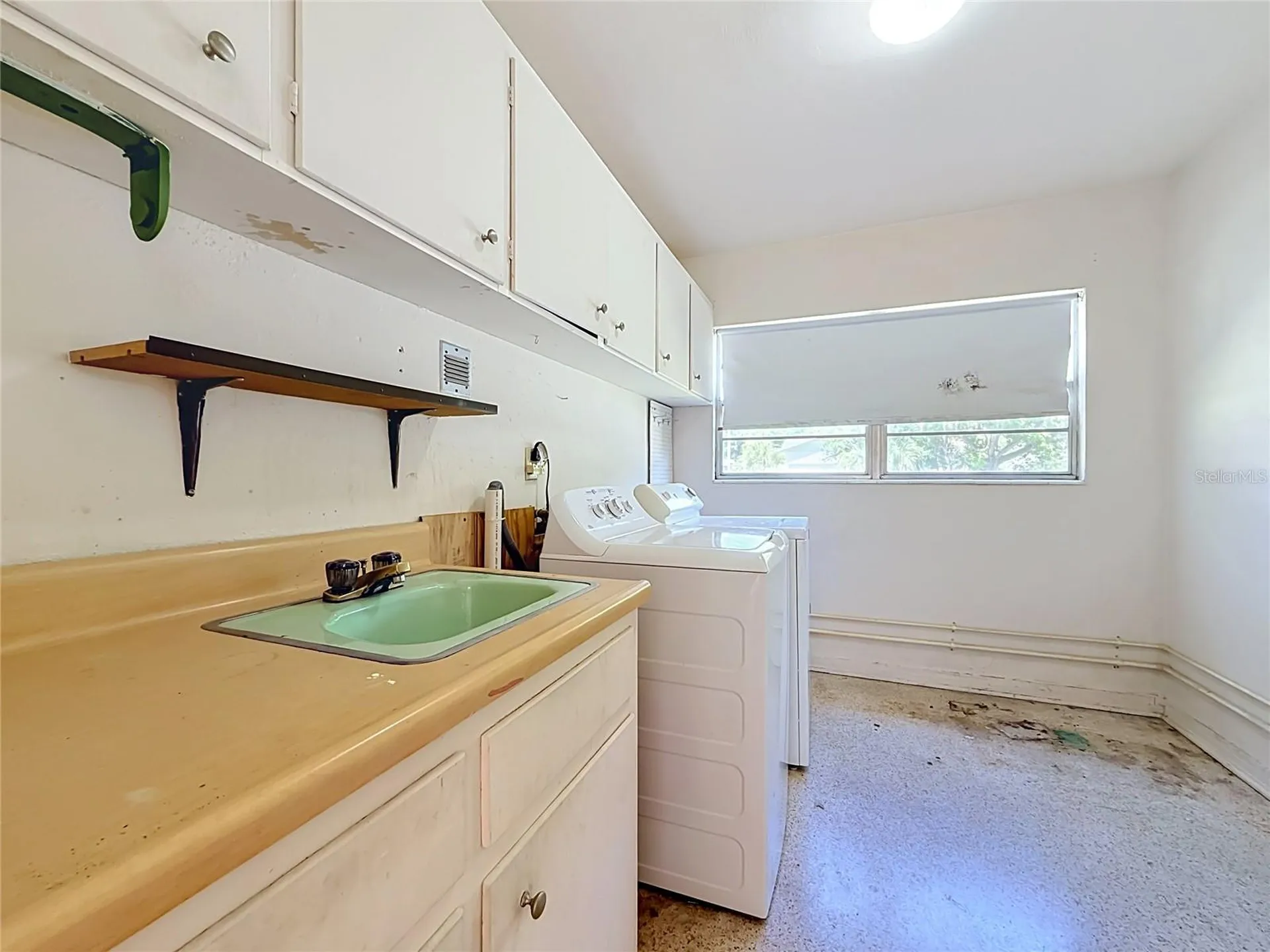 605 Courtney Drive Tampa FL 33617