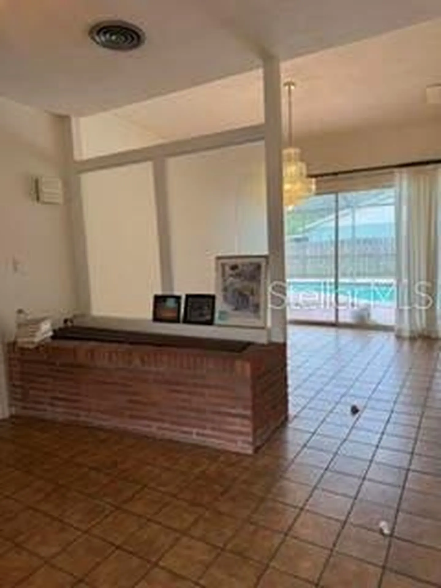 605 Courtney Drive Tampa FL 33617