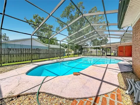 605 Courtney Drive Tampa FL 33617