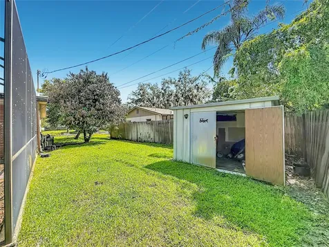 605 Courtney Drive Tampa FL 33617